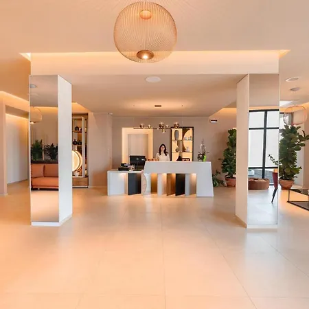 Hotell Ananea Yachting