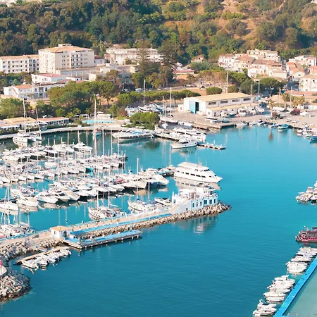 Ananea Yachting Otel Tropea