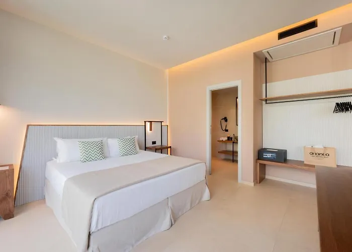 Ananea Yachting Hotel 4*