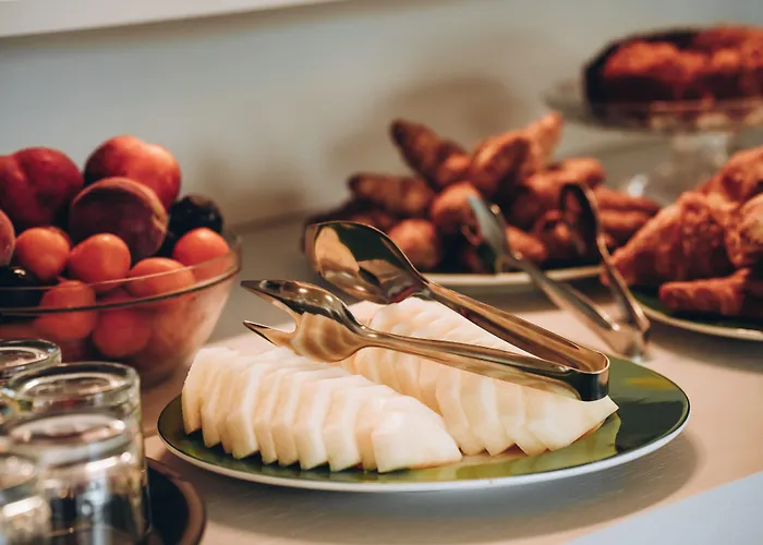 Ananea Yachting 4* טרופאה